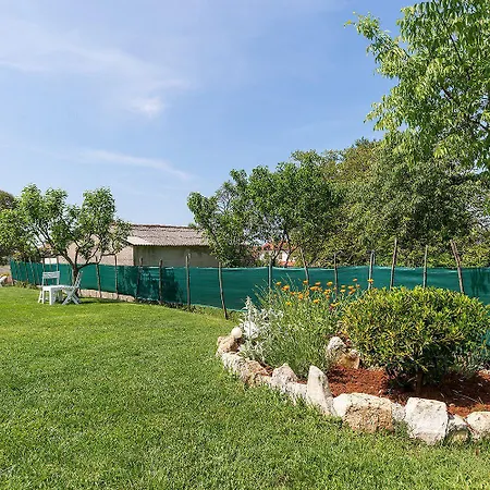 Charmantes Mit Meerblick, 2 Fahrraeder, Grill, Privater Balkon, Waschmaschine * 포레치